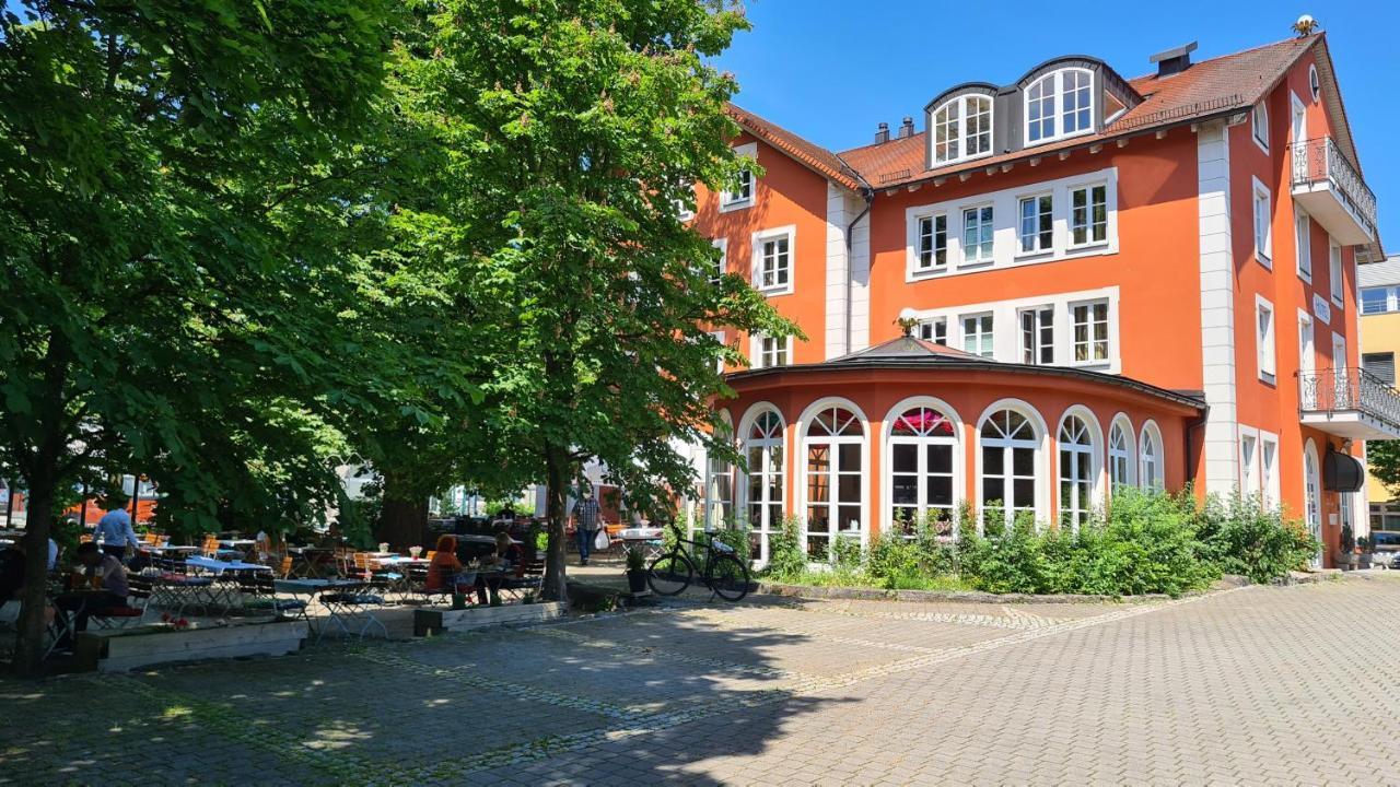 Hotel Koenigin Olga Эльванген Экстерьер фото