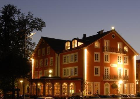 Hotel Koenigin Olga Эльванген Экстерьер фото